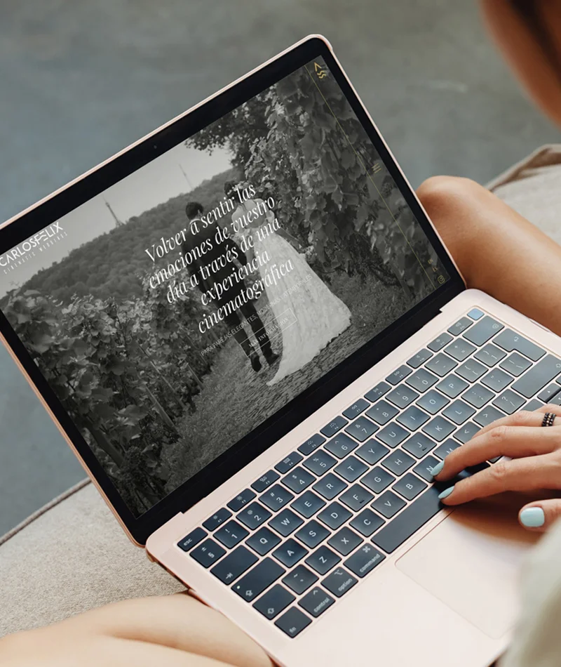 Sección de inicio de la web de Carlos Felix Cinematic Weddings